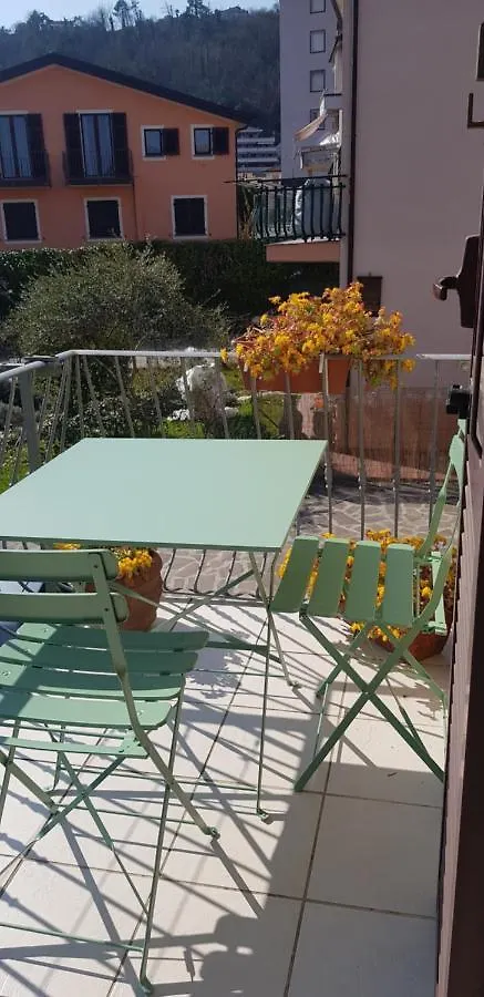 B&B La Damigiana Fioi Piano di Follo Couette-café